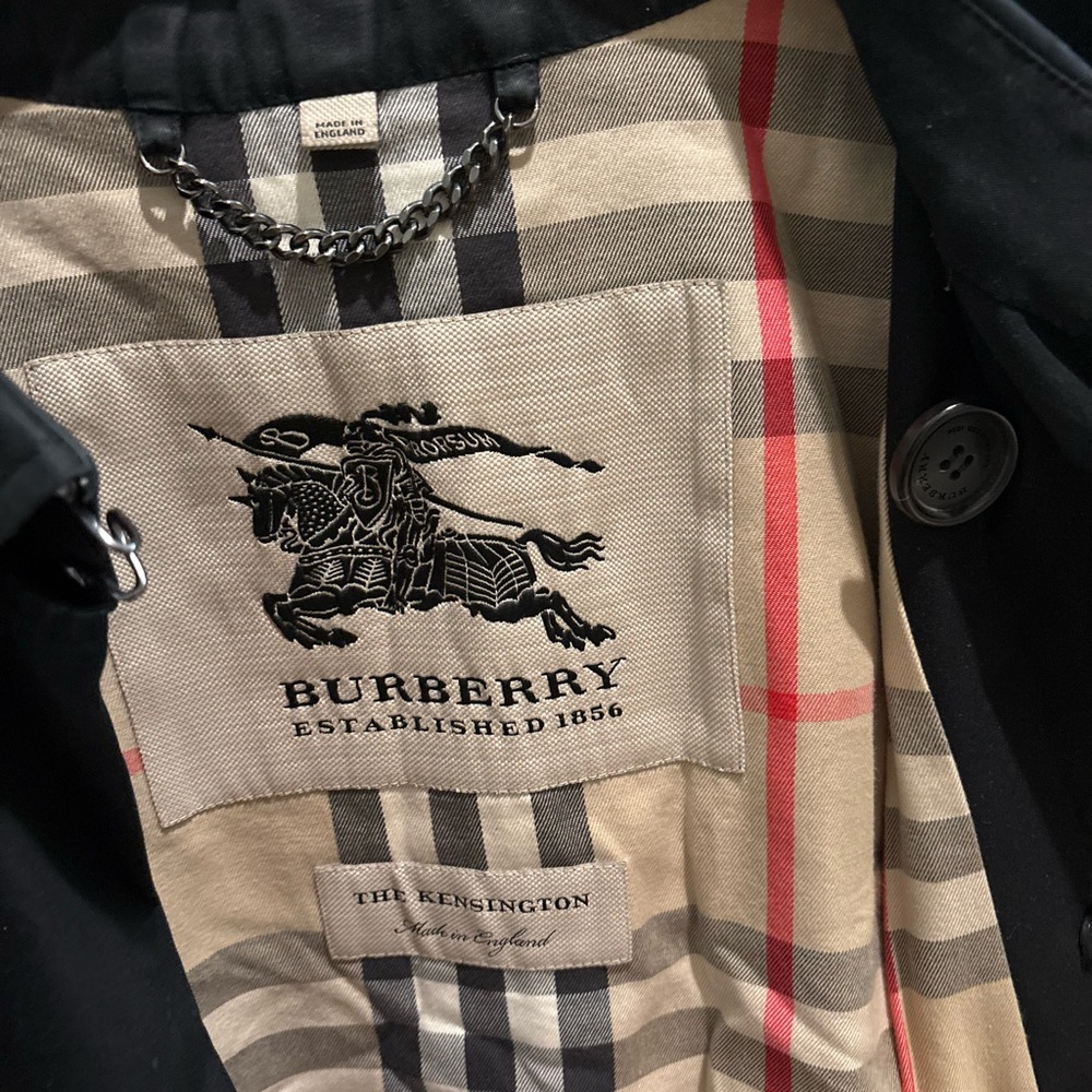 Burberry Black Trench Coat for Men - Picture 3 of 5